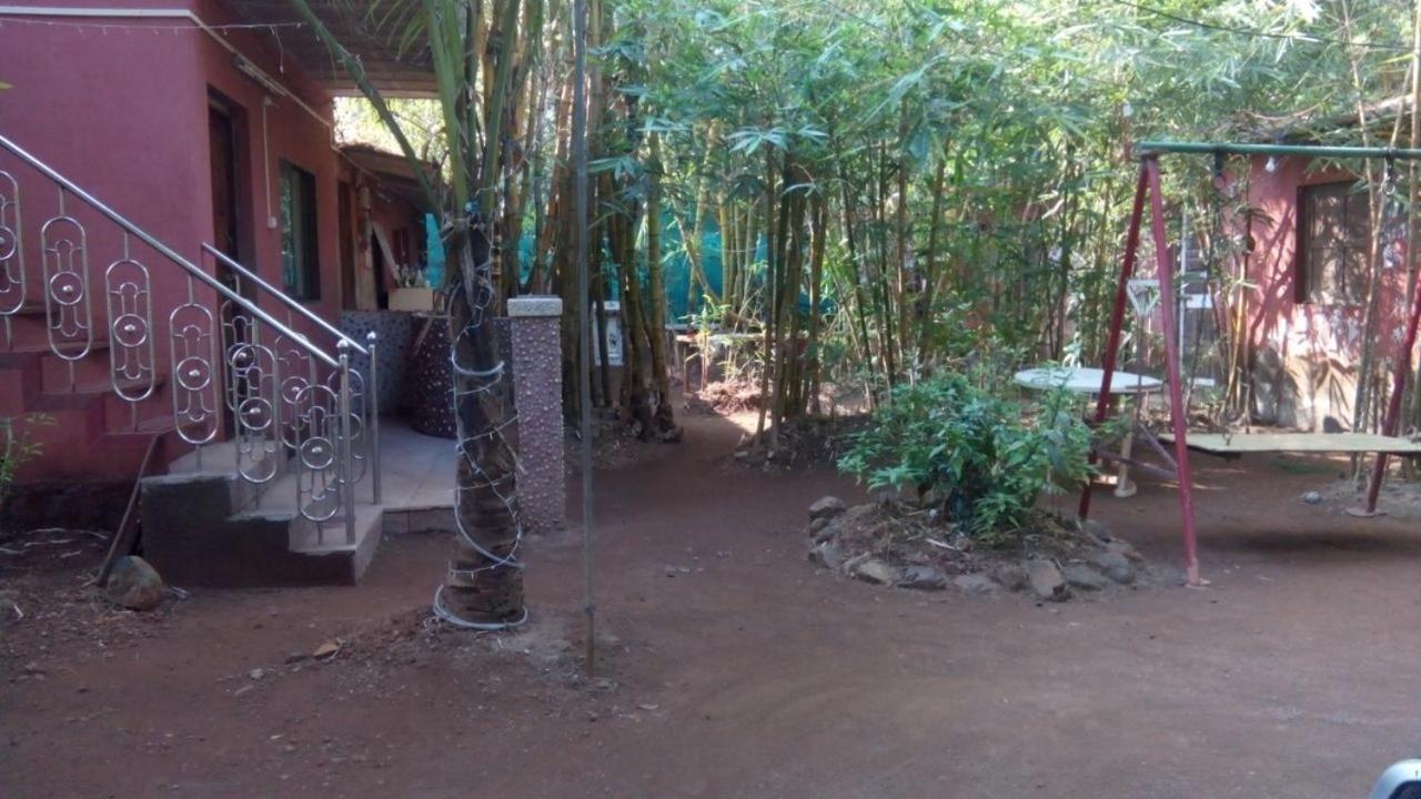 אליבג Samartha Cottage, Varsoli מראה חיצוני תמונה